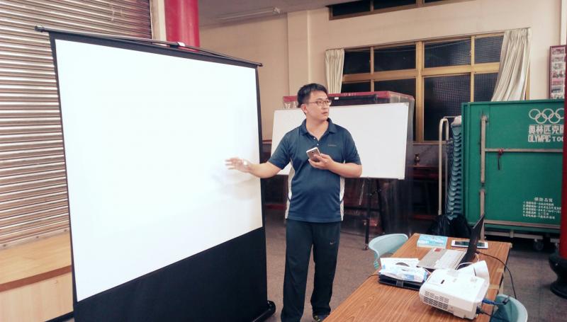 漫步在雲端-網路蒐尋應用-封面照