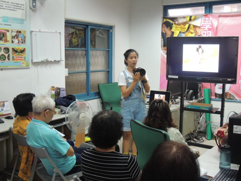 老師講解去背軟體的應用