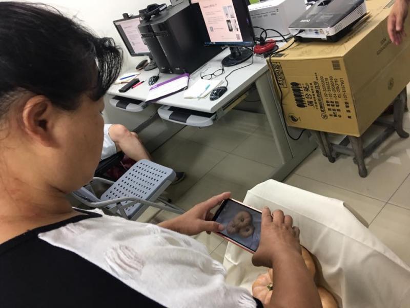 學員學習拍攝商品