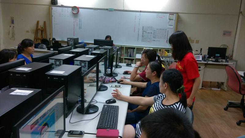 衣心衣意~衣服轉印設計(A)-小畫家製圖-封面照