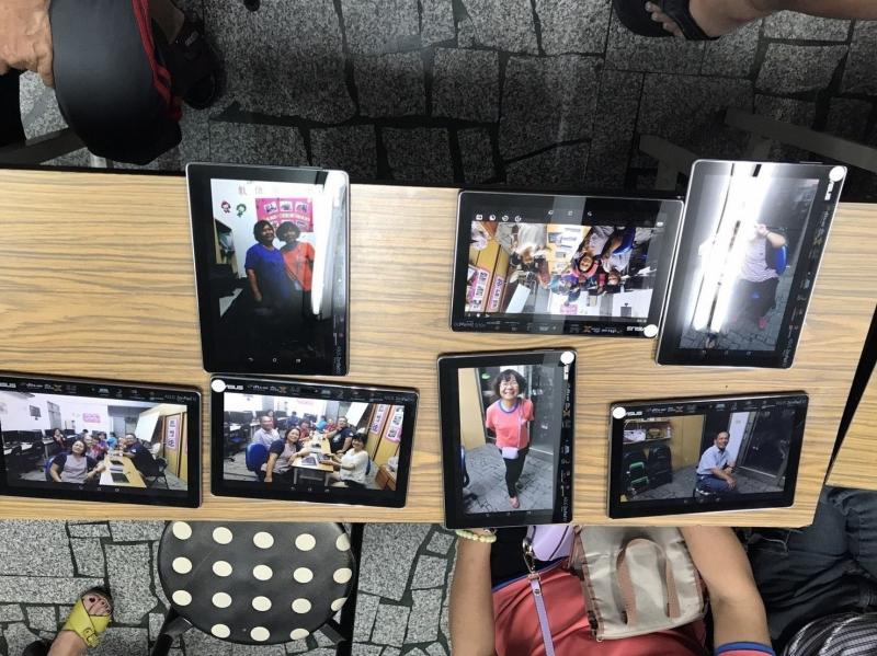 拍照簡不簡單呢? 其實很簡單的!! 老師教的學起來多練習，人人都是神攝手