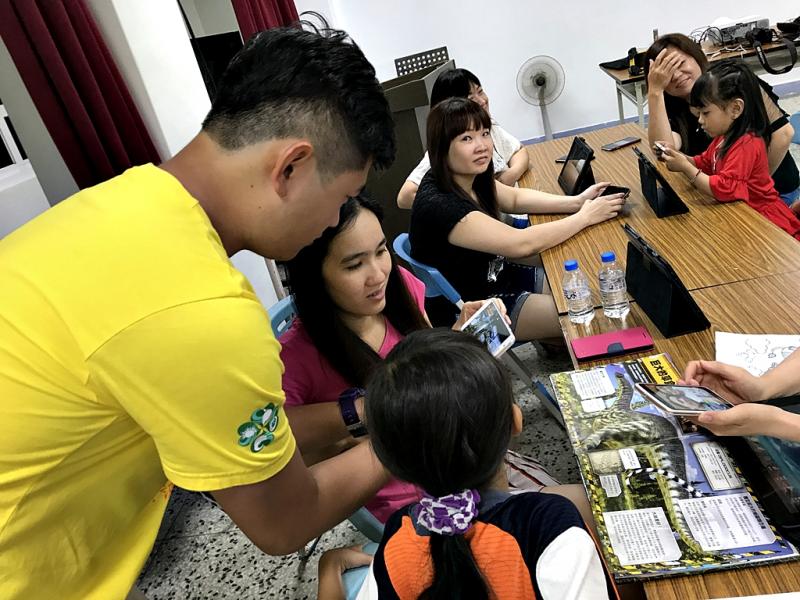 資訊志工協助指導