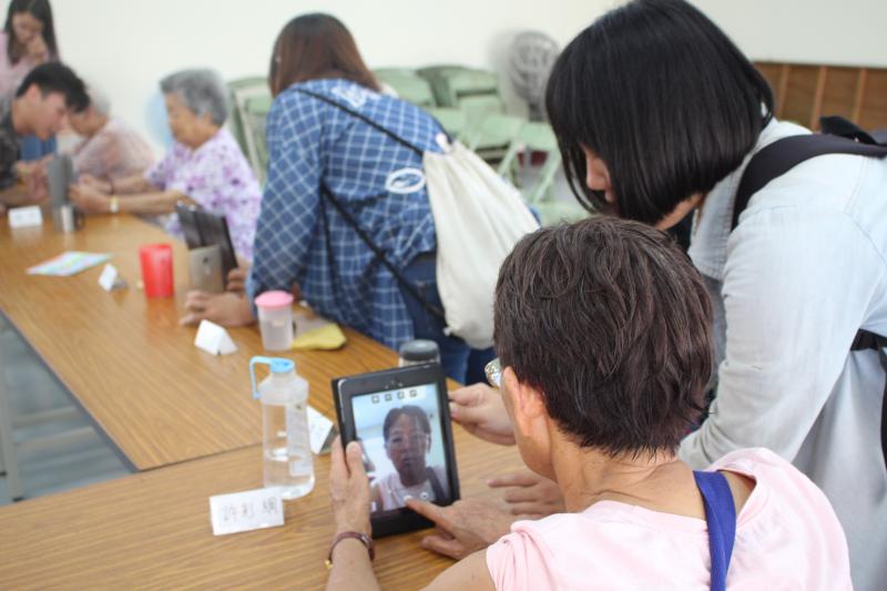 這次有東華大學的學生一起協助教學