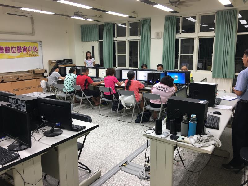 WORD文書世界e起來-初階操作-封面照