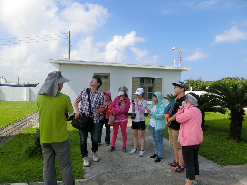 講師帶領學員王功外拍