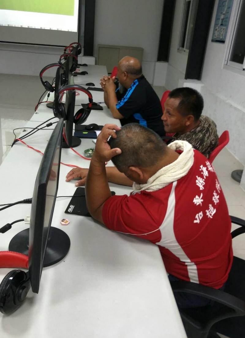 自己操作便利商店資訊機繳款都沒經驗，今天一起來體驗。