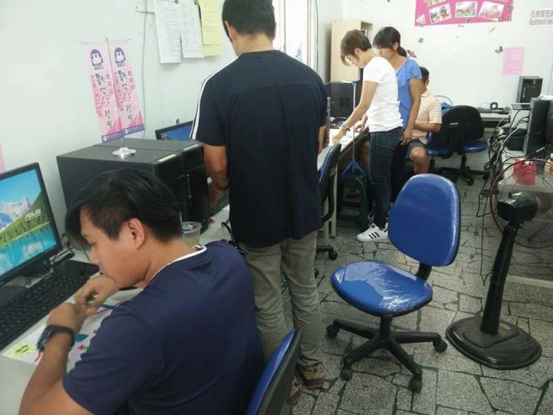 大家分頭進行自己的作品