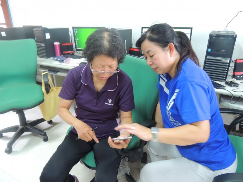 學員互相討論編輯