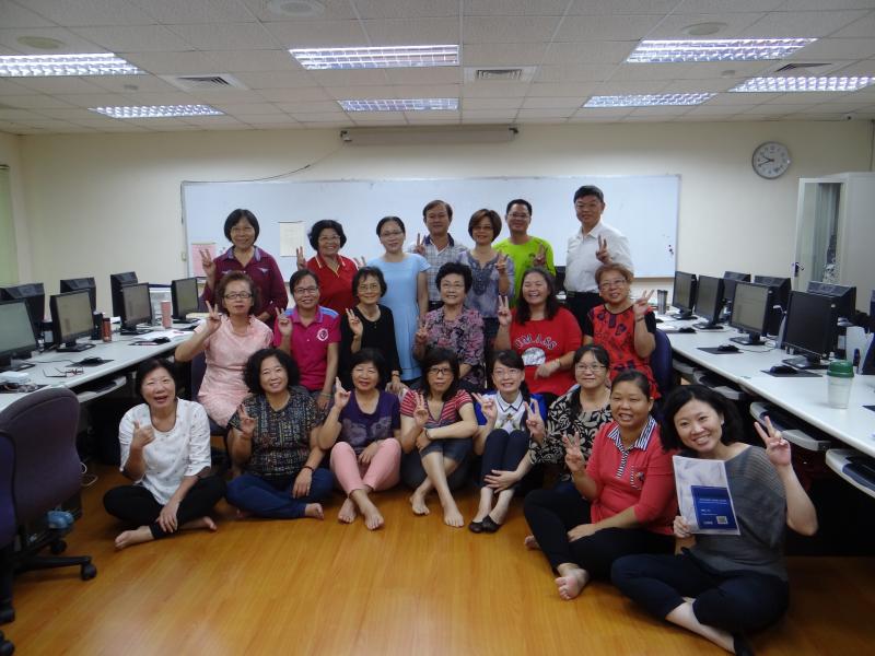 課程圓滿成功，全體大合照。