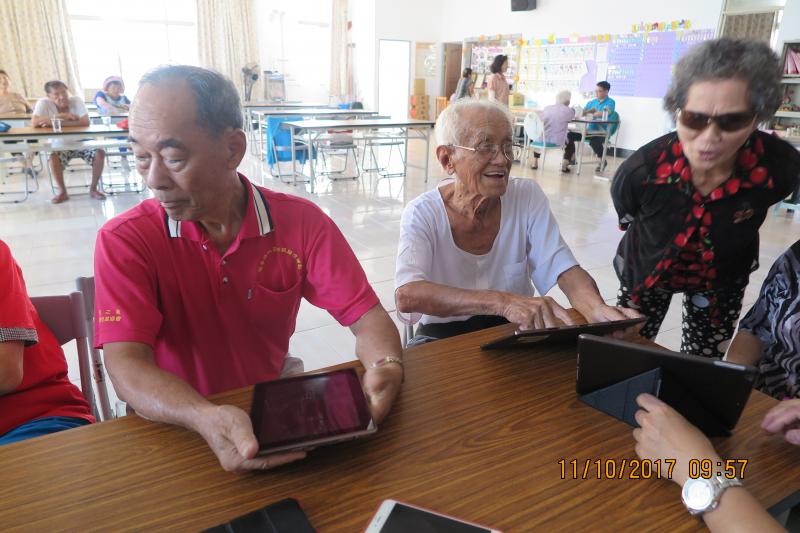 平板電腦輕鬆學II-封面照