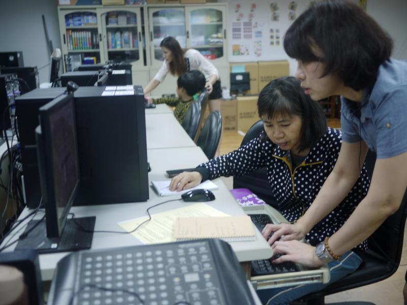 學員不會地方，講師解說