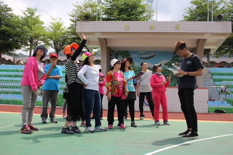 講師操作指導中