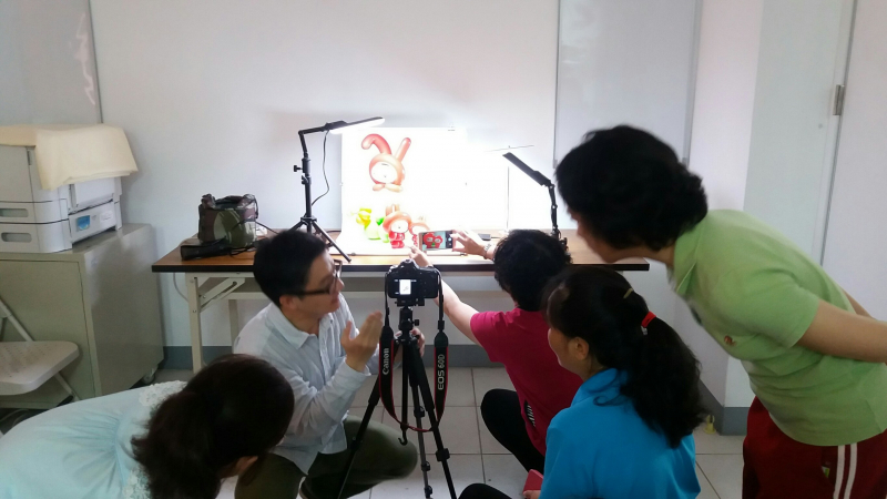 同學認真上課中