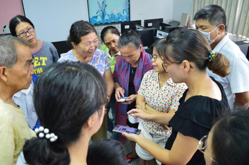 開啓另一隻眼-VR虛擬實境體驗-封面照