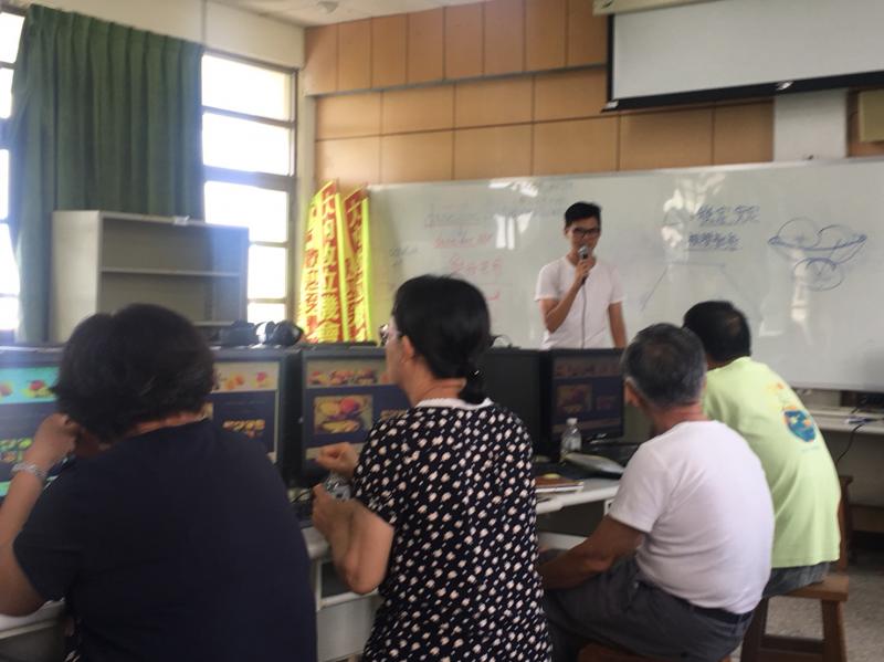 包裝設計有分很多種，農產包裝是我們偏鄉最常見也是最實用的