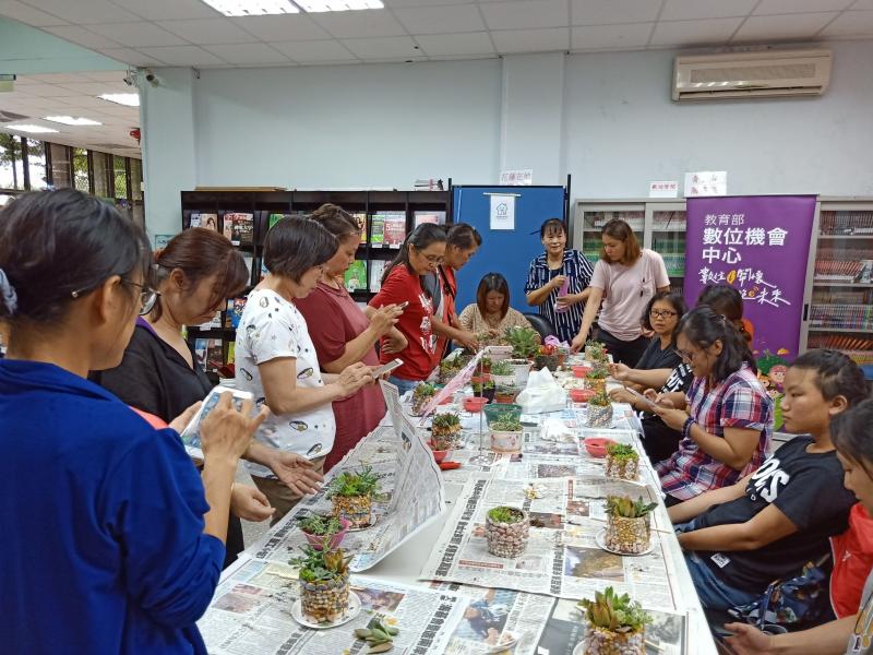 學員彼此分享心得，教學相長