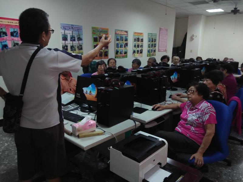 快樂學電腦入門班-封面照