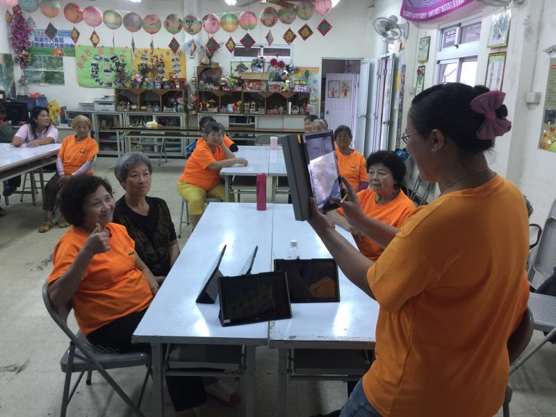 作伙來學美圖秀秀做把扇子-封面照