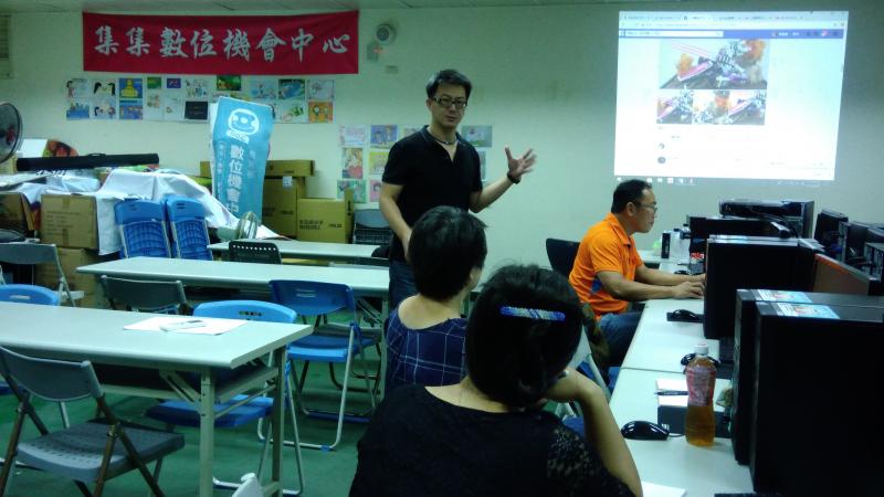 黃老師說明3D列印之作品分享