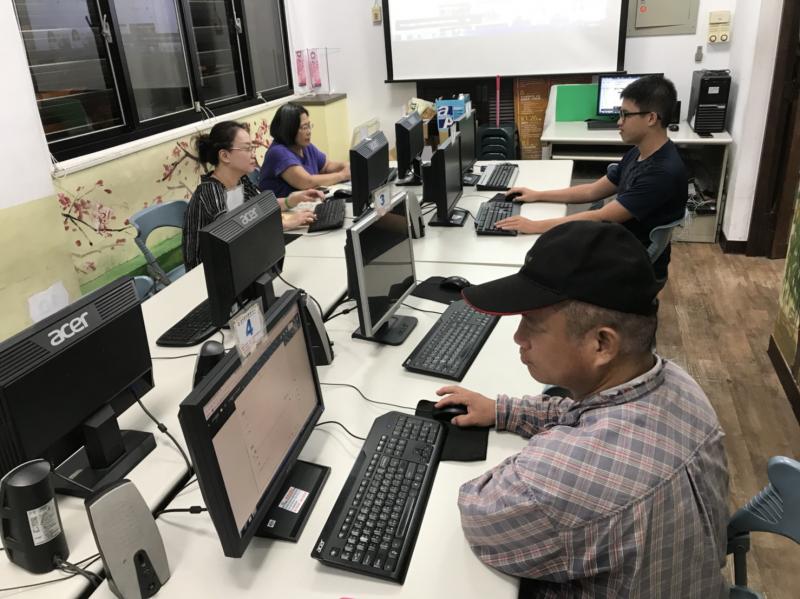 網路直播我也會-封面照