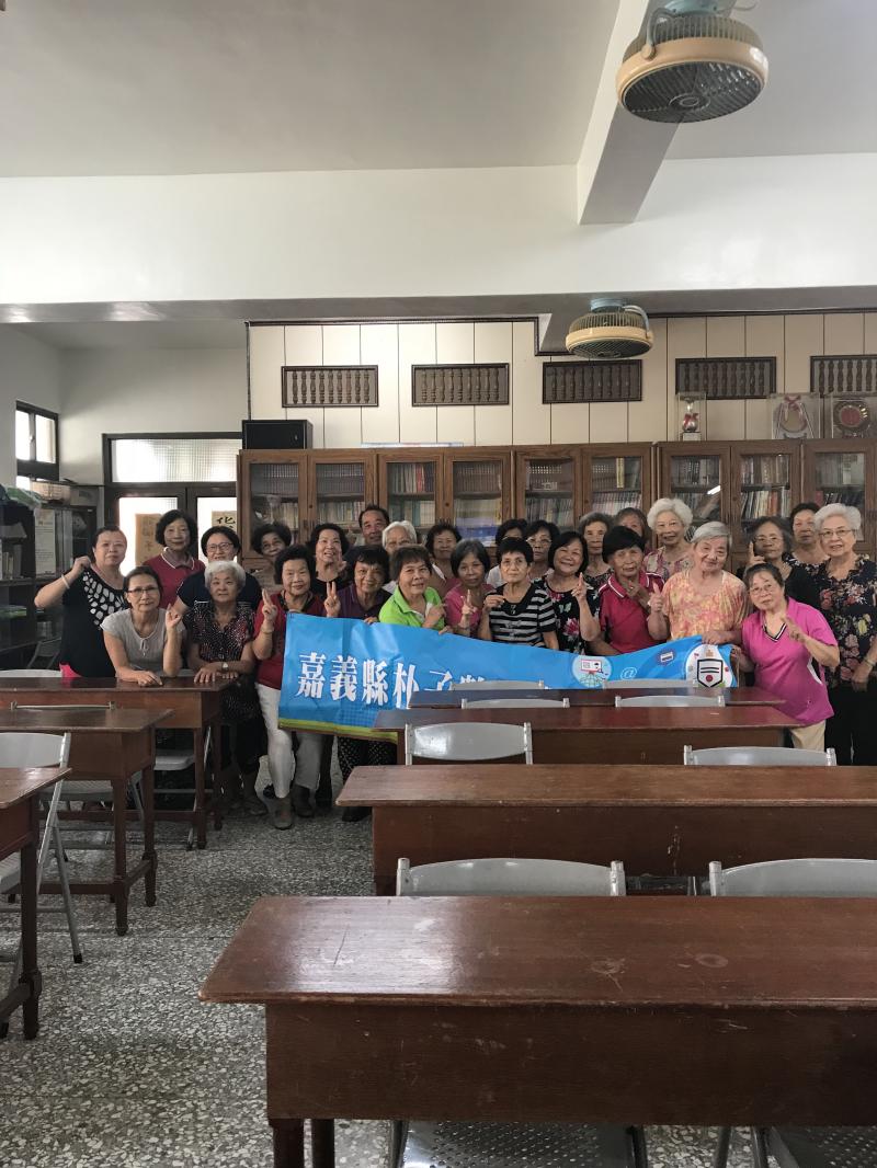 名片、賀卡APP製作