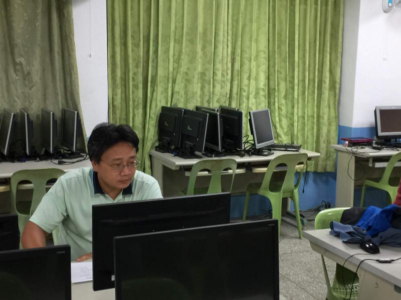 學員們學習公式運用教學