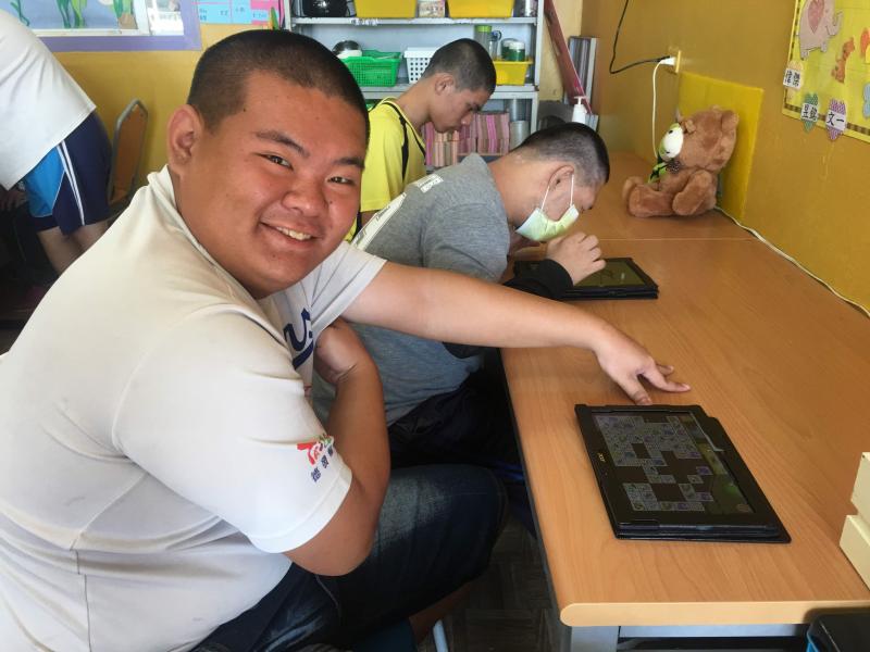 網路上的親朋好友