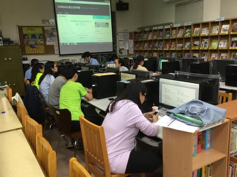 二度就業專班-證照輔導培訓基礎班-封面照