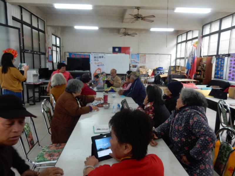 當我們line再一起-封面照