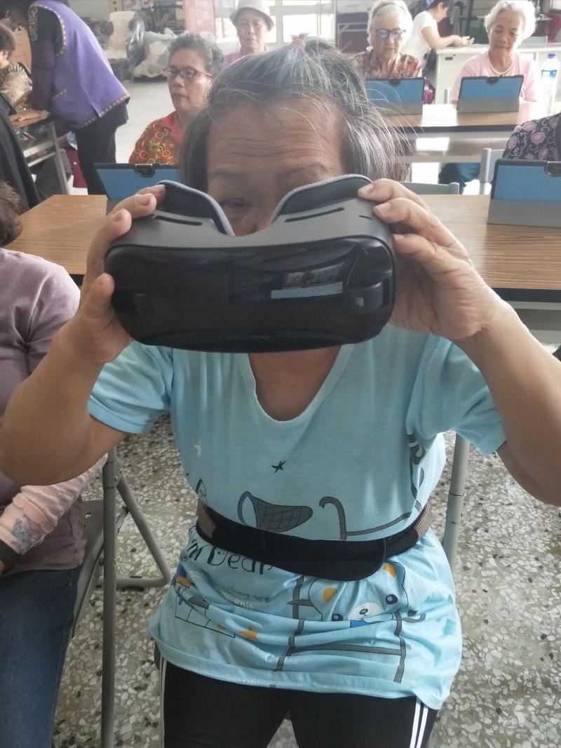 VR虛擬實境體驗-封面照