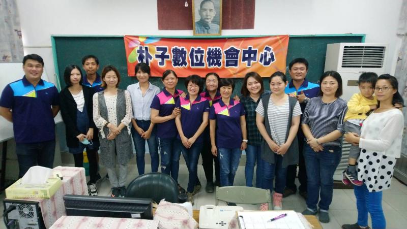 達人實務輕鬆學：佈景攝影-封面照