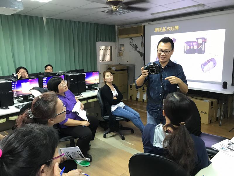 講師解說PPT，讓學員增進加深印象。