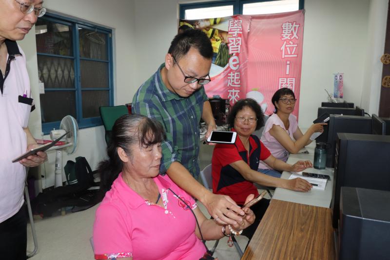 桌遊文創設計-有FU攝影-封面照