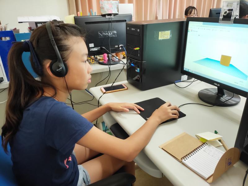 學員設計自己的成品