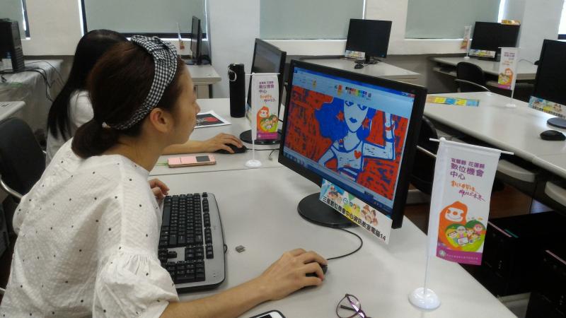 學員利用windows內建的應用程式小畫家，將影像經過整修與與編輯。