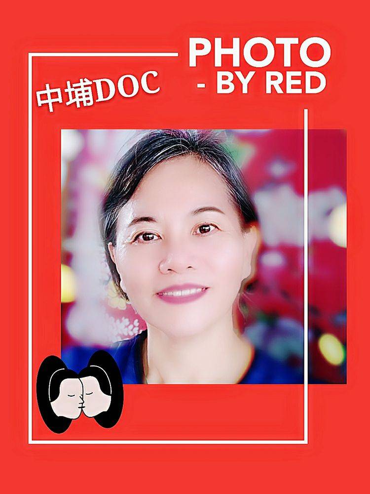 學員利用修圖軟體編輯個人照片