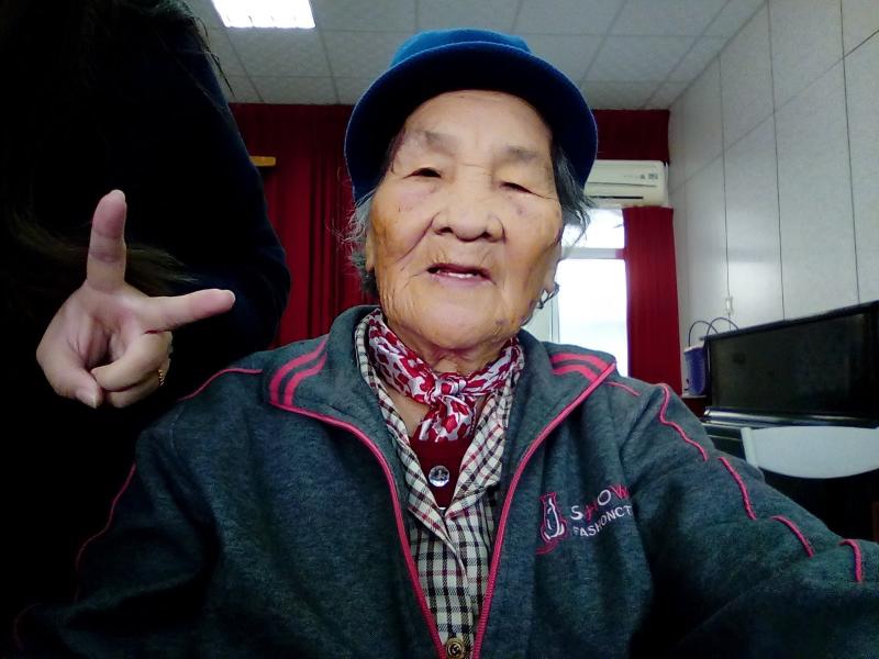 阿嬤的自拍