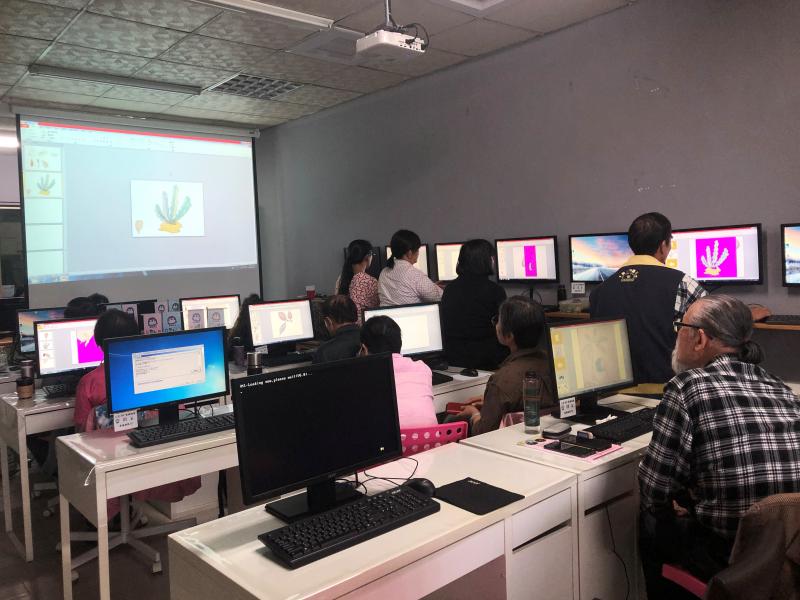 PT4-8 產品行銷-產品包裝設計II-封面照