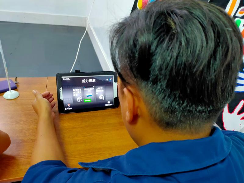 影片剪輯不求人，利用簡易工具軟體操作學習影片後製。