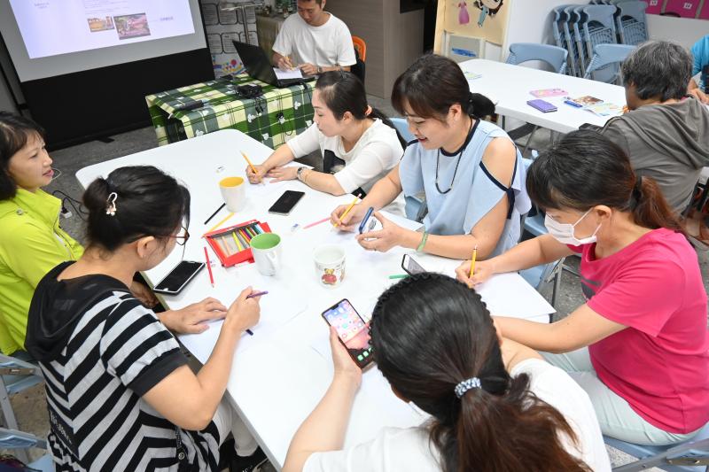 學員繪製網頁架構