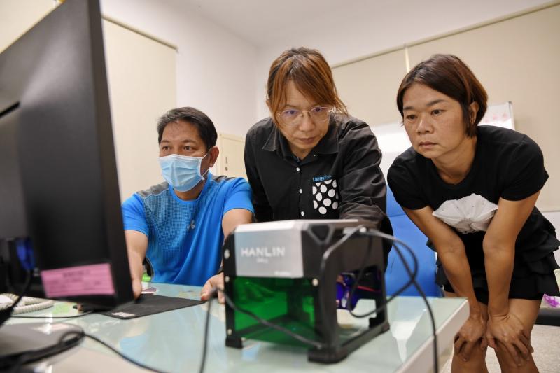 雷雕鑰匙圈-封面照