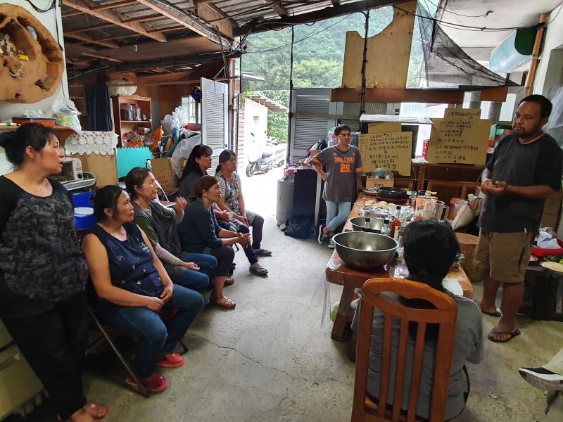 講師提供讓美食成為精緻的料理，創新料理。