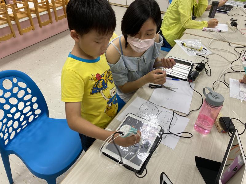 親子共學