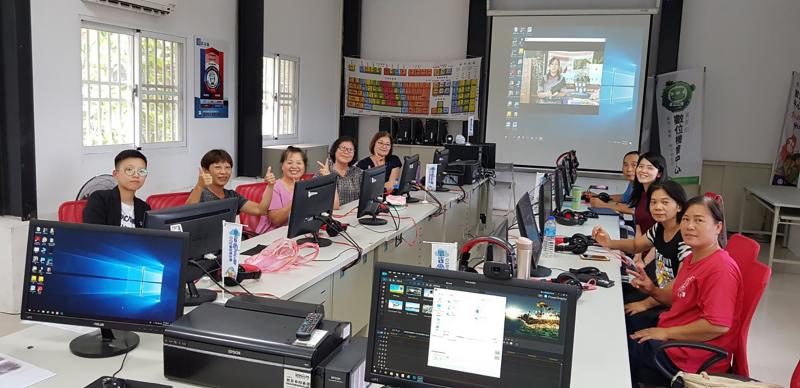 雷雕-農在這裡-封面照