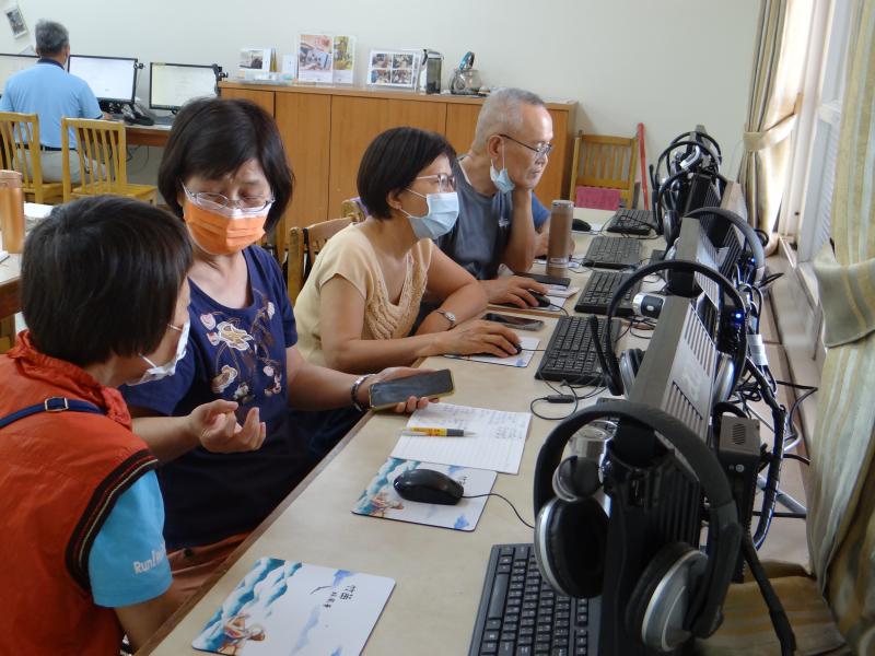 學員實機上線操作示意圖