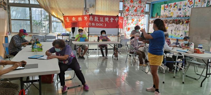 手機防疫資訊一把抓-封面照