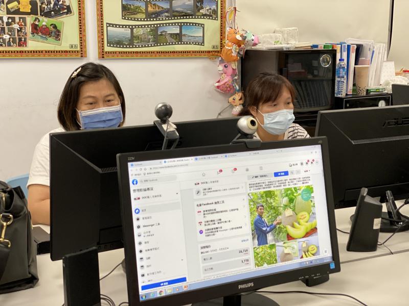 駐點人員好學入席聽課，想突破平時經營社群遇到的瓶頸，求突破點。