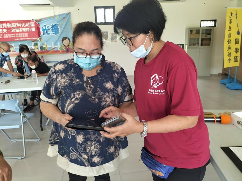 講師回答學員的提問