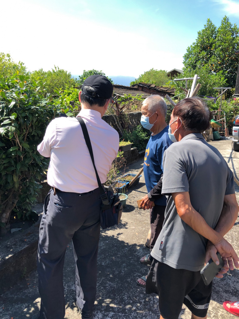 帶領學員實際操作