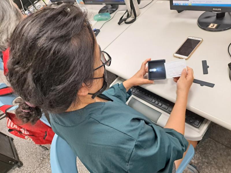 哇~屬於我的燈箱座完成了